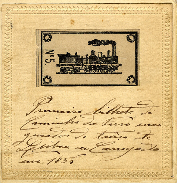 Fotografia do Bilhete da viagem inaugural do caminho de ferro entre Lisboa e o Carregado em 1856