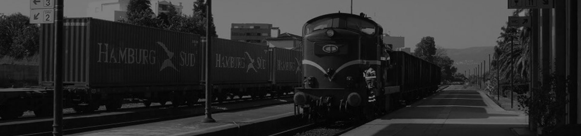 Fotografia da plataforma da estação de Valença